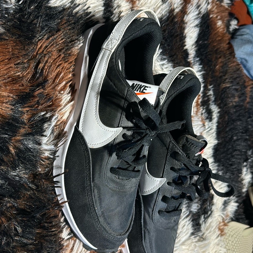 Nike 1972